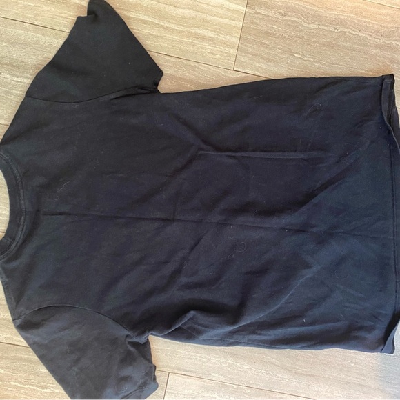 Boy's Youth Size Large Black Red Beast Nike Dri-Fit T Shirt Tee Top - Picture 3 of 3